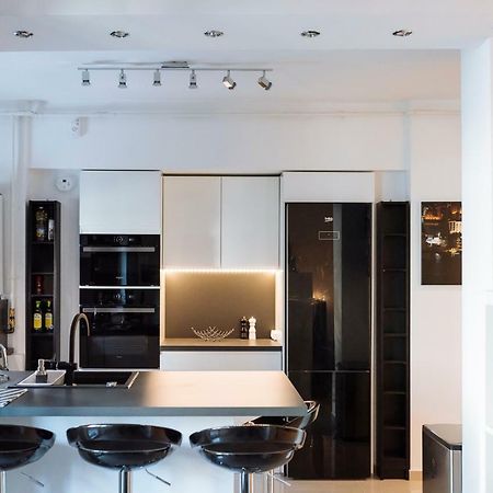 Luxury Flat 8 Near Metro Apartment Bucharest Exterior photo